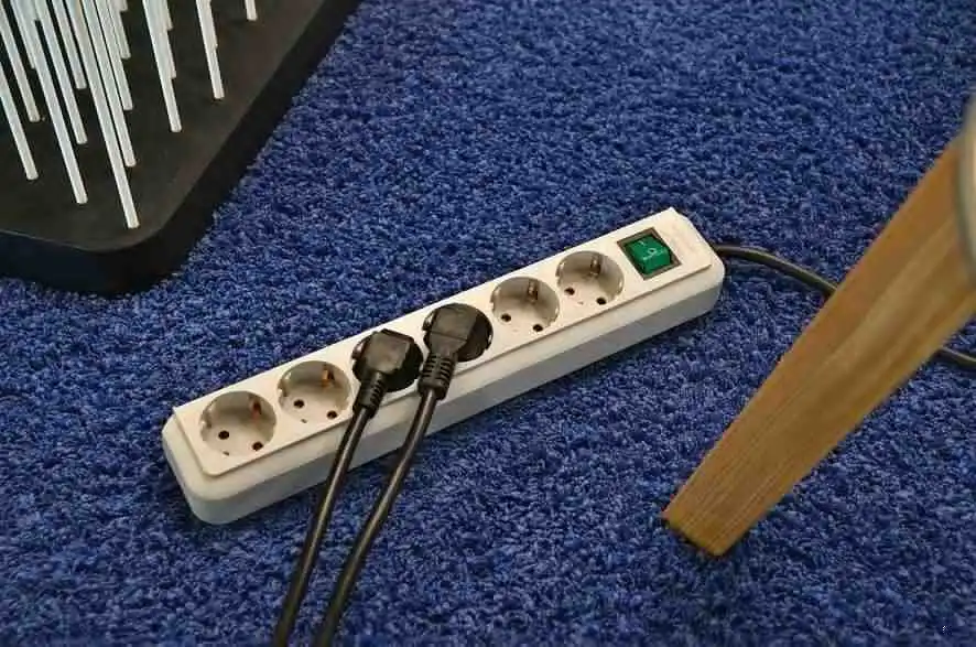 Brennenstuhl 1159320018 Prise Multiple Eco-Line Avec Interrupteur 8 Voies Blanc 3m H05VV-F 3G1,5 6 Brennenstuhl 1159320018 Prise Multiple Eco-Line Avec Interrupteur 8 Voies Blanc 3m H05VV-F 3G1,5 – Image 4