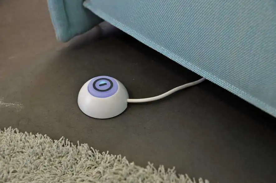 Brennenstuhl 1159560216 Eco-Line Prise Multiple Comfort Switch Plus EL CSP 24 6 Voies Blanc 1.5m H05VV-F 3G1.5 2 Permanentes, 4 Commutables Interrupteur à Pédale Externe 6 Brennenstuhl 1159560216 Eco-Line Prise Multiple Comfort Switch Plus EL CSP 24 6 Voies Blanc 1.5m H05VV-F 3G1.5 2 Permanentes, 4 Commutables Interrupteur à Pédale Externe – Image 4