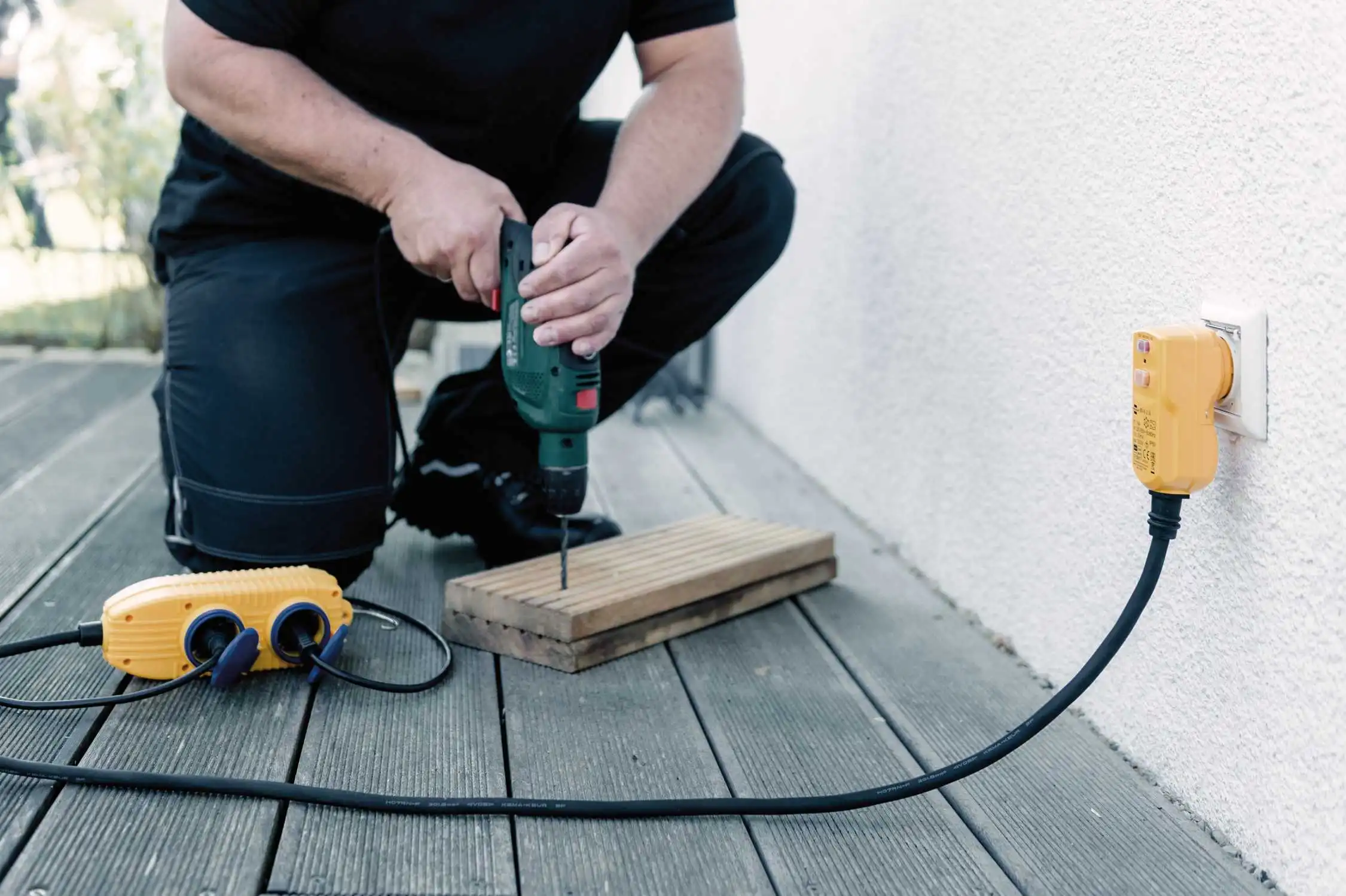 Brennenstuhl 1168730010 Câble Adaptateur FI IP54 Avec Prise 10m Noir H07RN-F 3G1,5 6 Brennenstuhl 1168730010 Câble Adaptateur FI IP54 Avec Prise 10m Noir H07RN-F 3G1,5 – Image 4